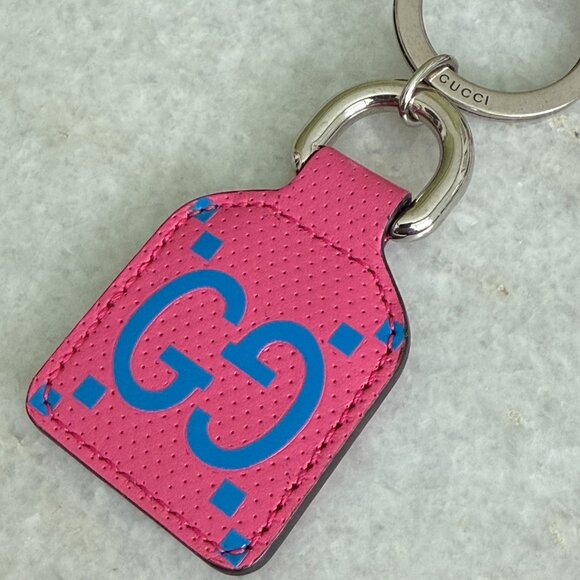 GUCCI GG Embossed Leather Metal Bag Charm Key Chain Pink 625607 NWT - Picture 4 of 6